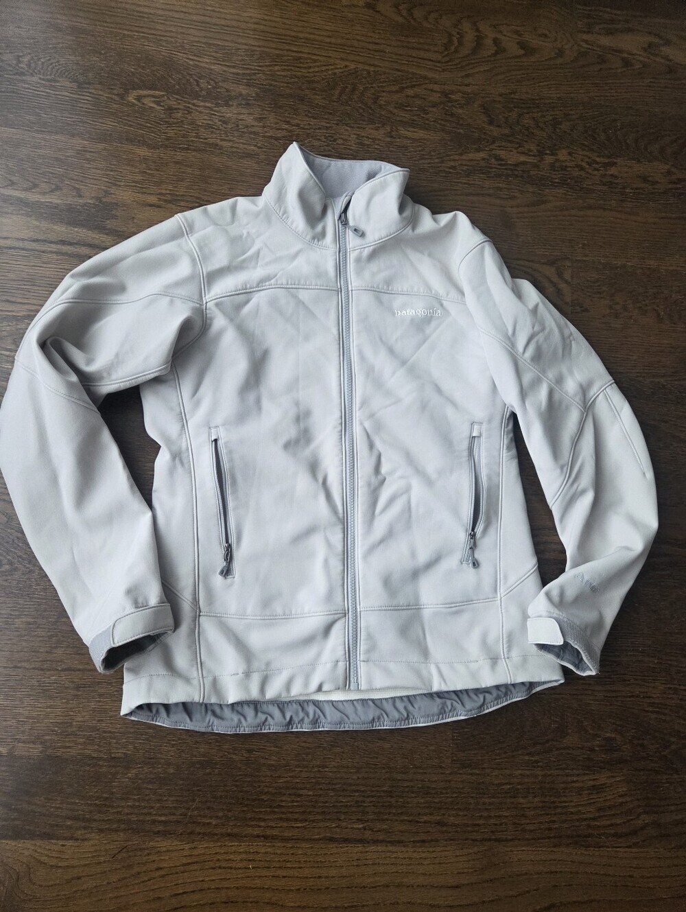Patagonia Polartec Light Gray Women’s Softshell Performance Jacket Sz.M